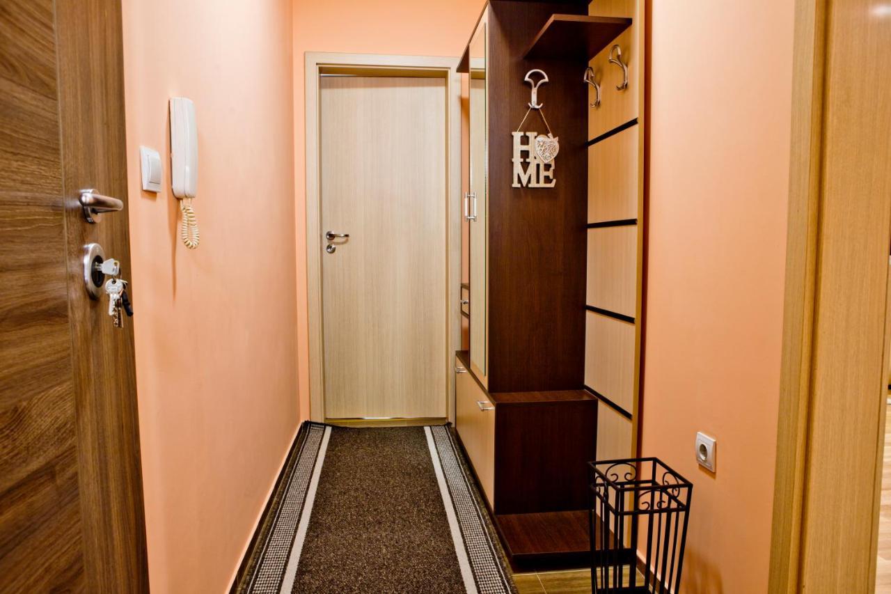 Sunflower Apartment City Center Пловдив Екстер'єр фото